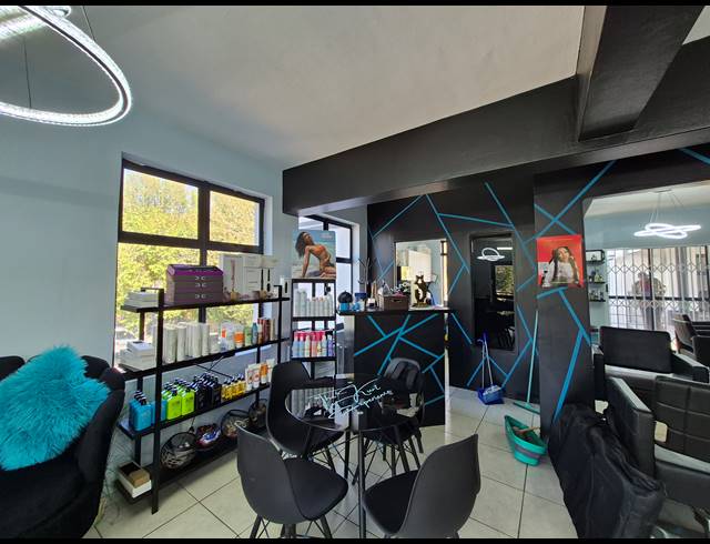50M² OFFICE TO LET IN MELVILLE